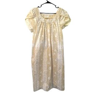 Royal Creations made in Hawaii mu’umu’u